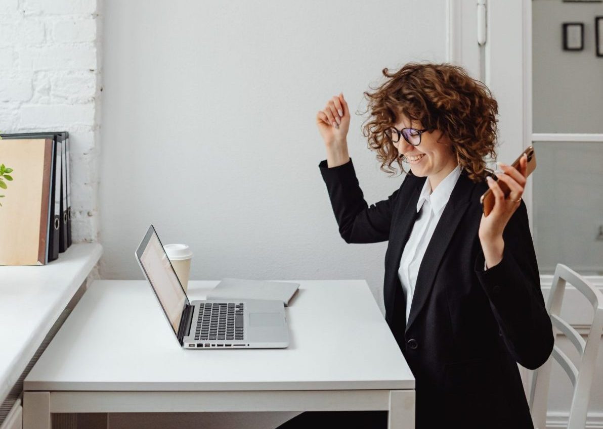 The top qualities of a successful real estate agent 1 pexels karolina grabowska 7679649 scaled e1681487243667